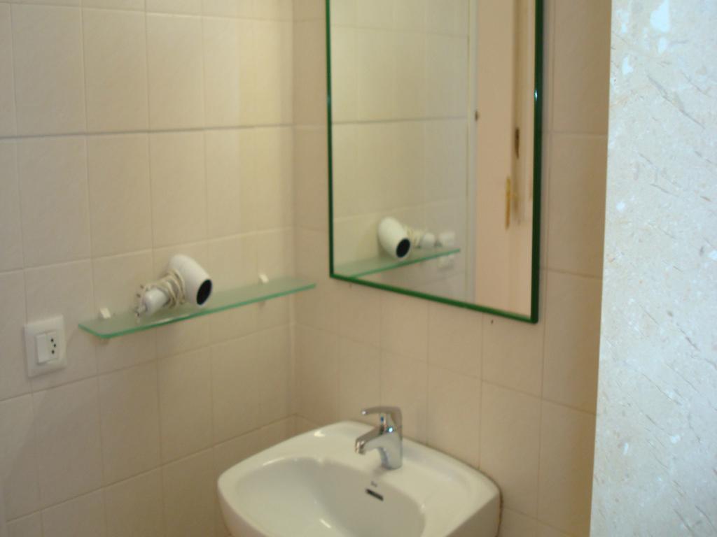 Apartamentos Surest Кала-эн-Бланес Номер фото