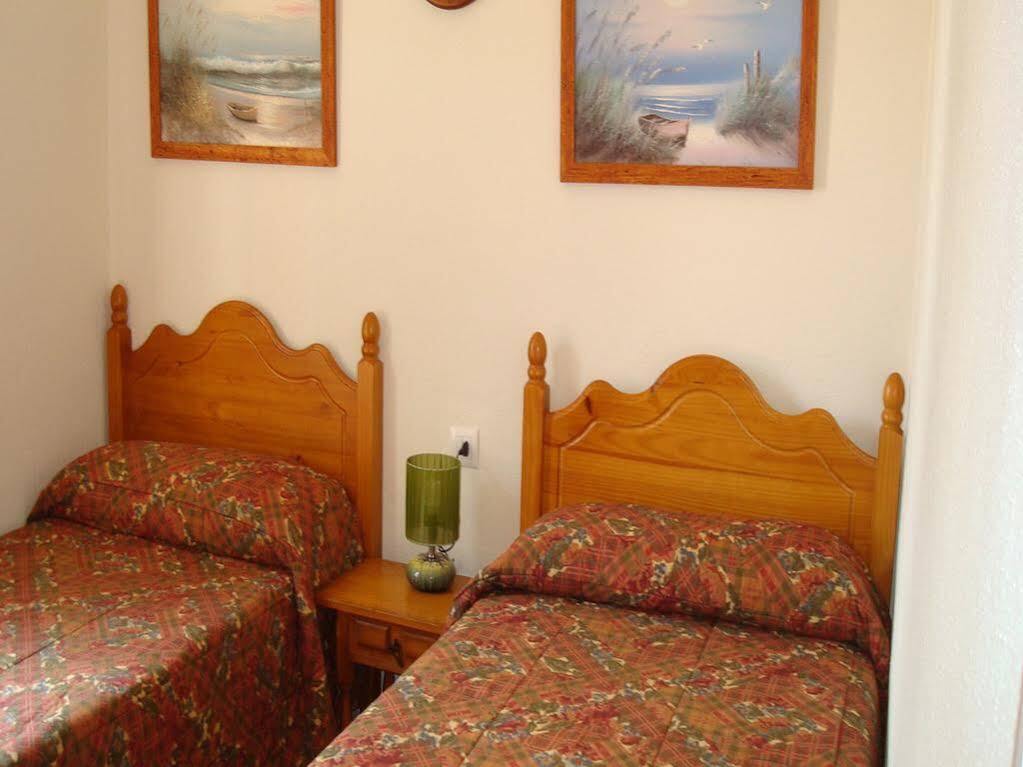 Apartamentos Surest Кала-эн-Бланес Экстерьер фото